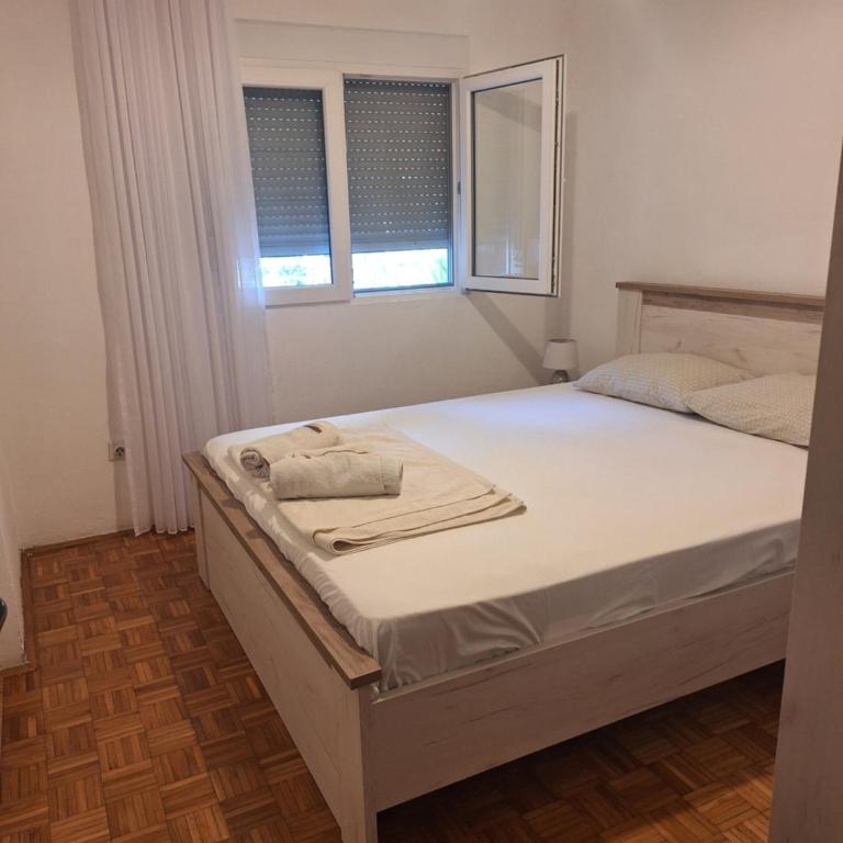 Apartments Kuc - Apartman s 1 Spavaćom Sobom, Pogledom na More i Terasom - 10