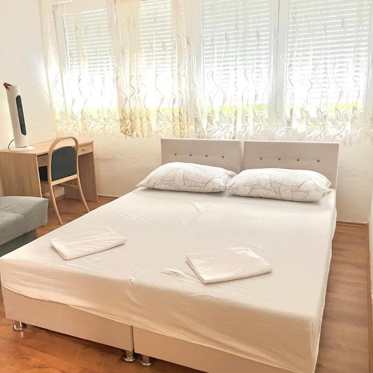 Tinela - Two-Bedroom Apartment - 4