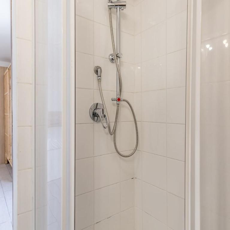 Apartment with a view near Ospedale St Pietro - Appartamento con 1 Camera da Letto - 8