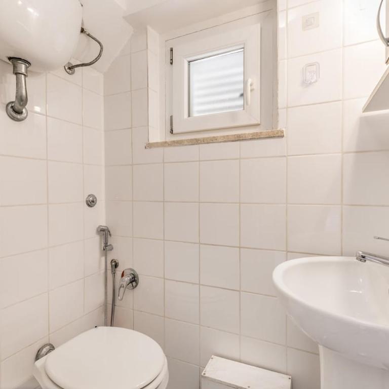 Apartment with a view near Ospedale St Pietro - Appartamento con 1 Camera da Letto - 7