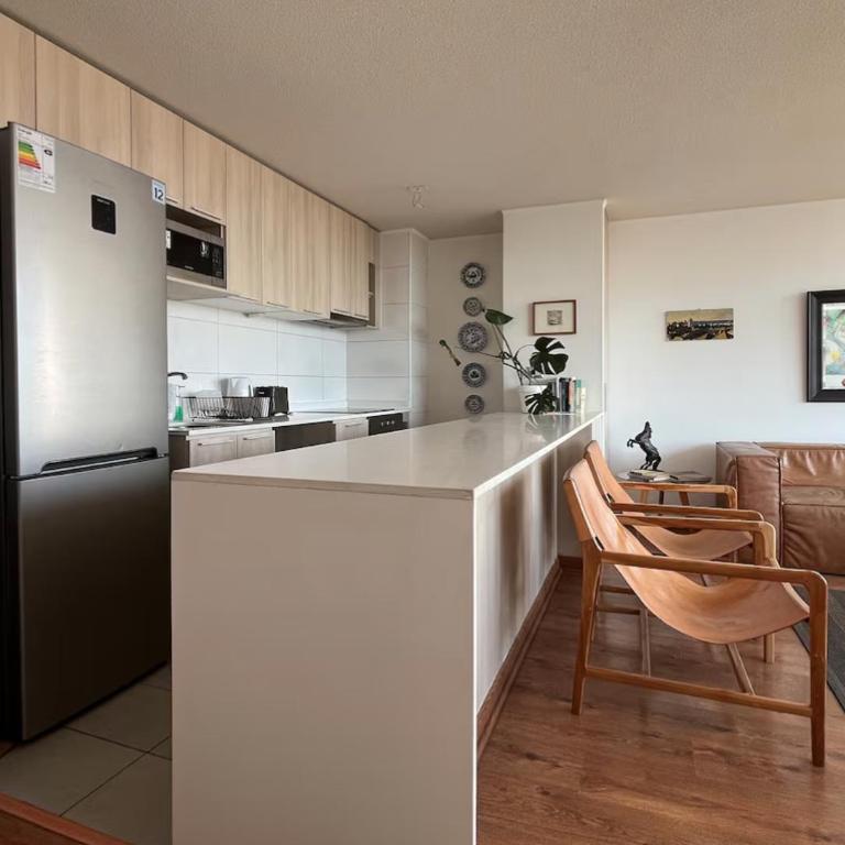 Luminoso departamento en excelente ubicación - Two-Bedroom Apartment - 16