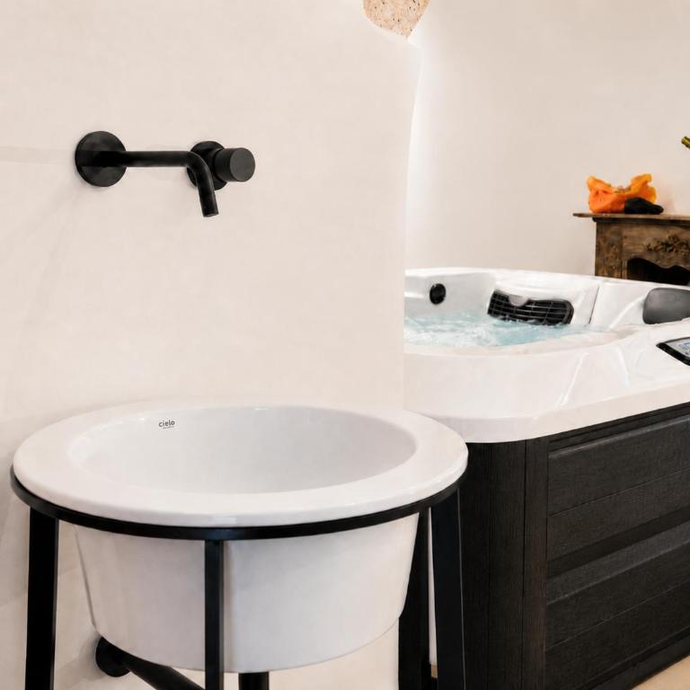 Ostuni Luxury Room - Camera King con Vasca Idromassaggio - 6