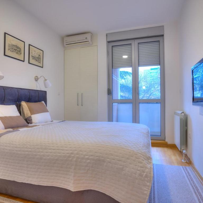Red Cross Central Apartment-PARKING - Appartement 2 Chambres - 6