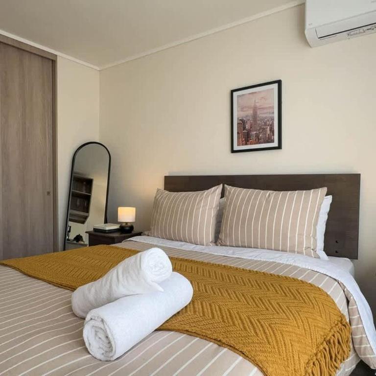 24-7 Desk 24 Studio with heater 15 min wlkg to metro station - Apartment - 14