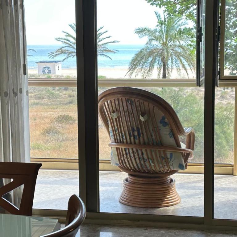 Ap BERMUDAS GANDIA - Solo familias - Apartamento Deluxe de 3 dormitorios - 2