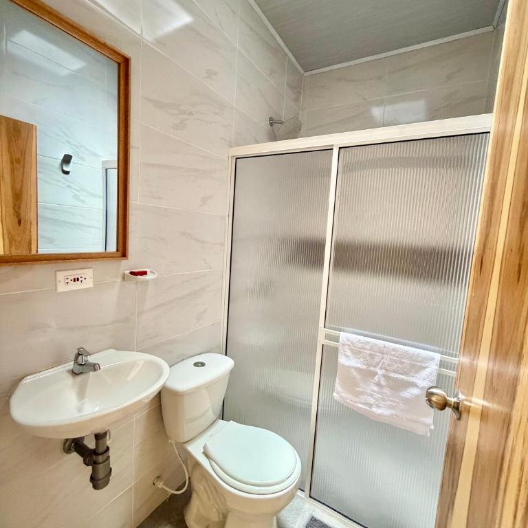 Apartamento nuevo a 2 cuadras de la Basílica - Two-Bedroom Apartment - 7