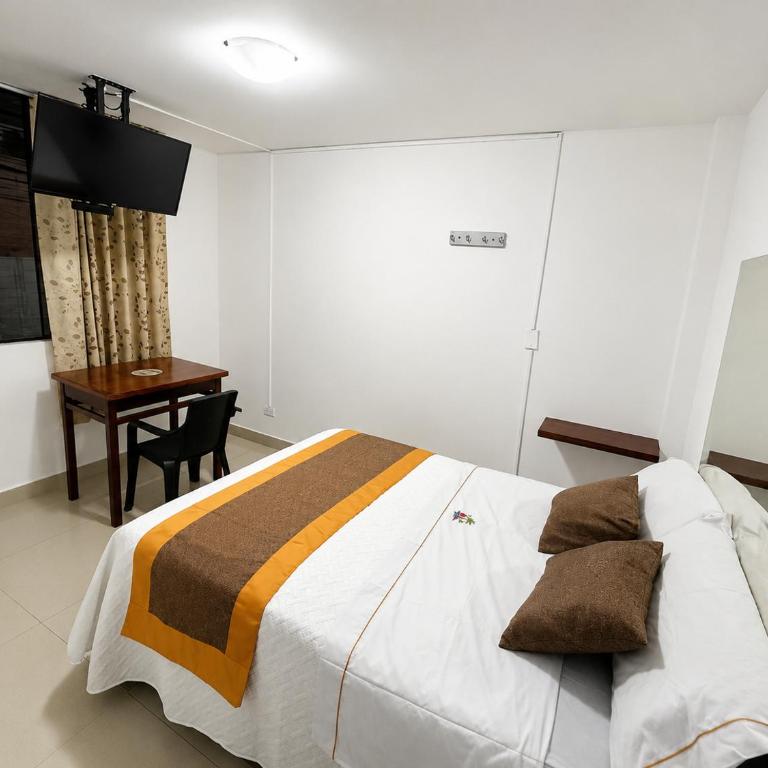 Hostal Victoria - Aeropuerto - Habitación Doble - 3