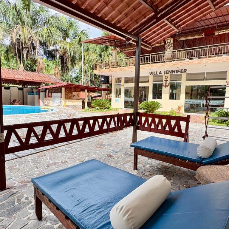 Villa Jennifer - Deluxe Triple Room - 2