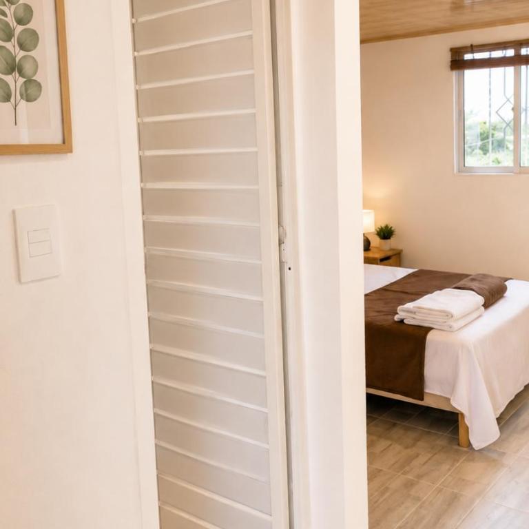 Brisa y Lienzo - Hostal Boutique - Habitación Doble con baño privado - 5