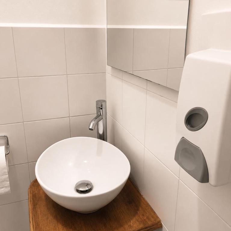 Novaroma by Local Domus - Economy Triple Room with Shared Bathroom - 6