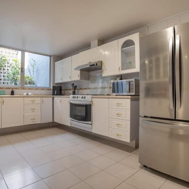 Group Stay In home Fun Yard 15 Min from Polanco! - Maison de Vacances - 10