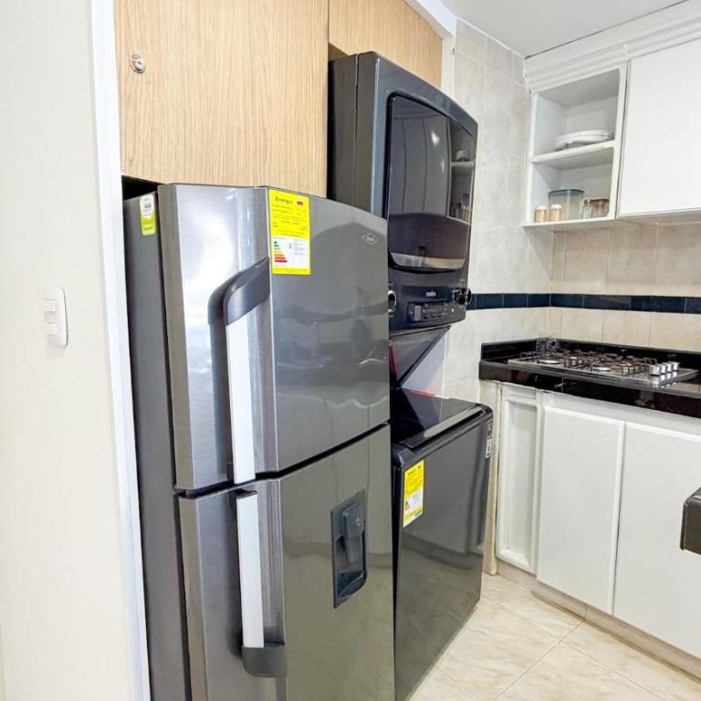 Apto frente al mar - Piso 10 - Piscina - El Laguito - One-Bedroom Apartment - 10
