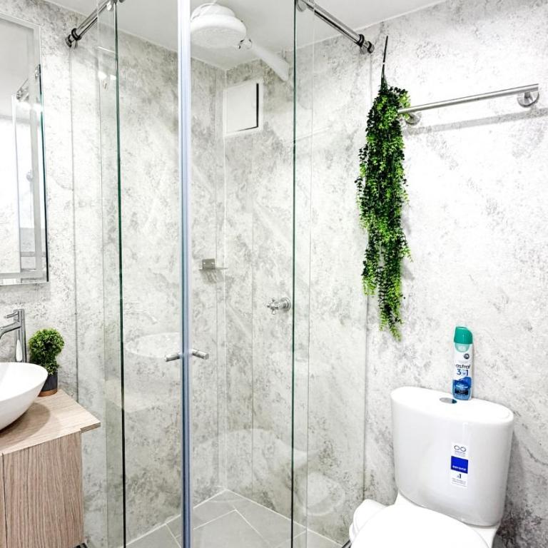 Apto frente al mar - Piso 10 - Piscina - El Laguito - One-Bedroom Apartment - 14