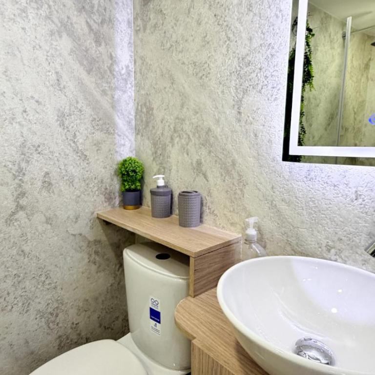 Apto frente al mar - Piso 10 - Piscina - El Laguito - One-Bedroom Apartment - 28