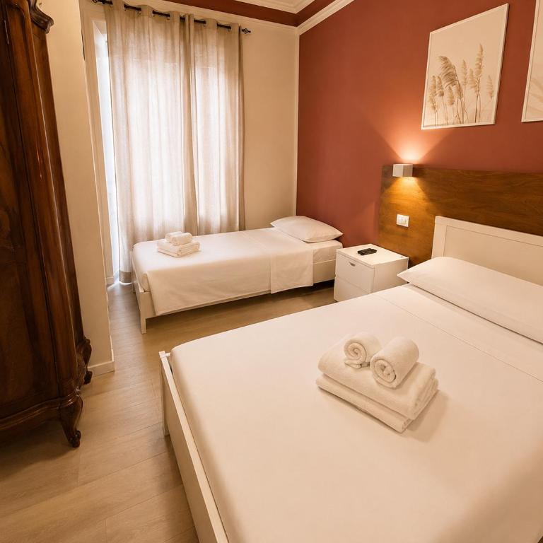 Novaroma by Local Domus - Triple Room with Private Bathroom - 4
