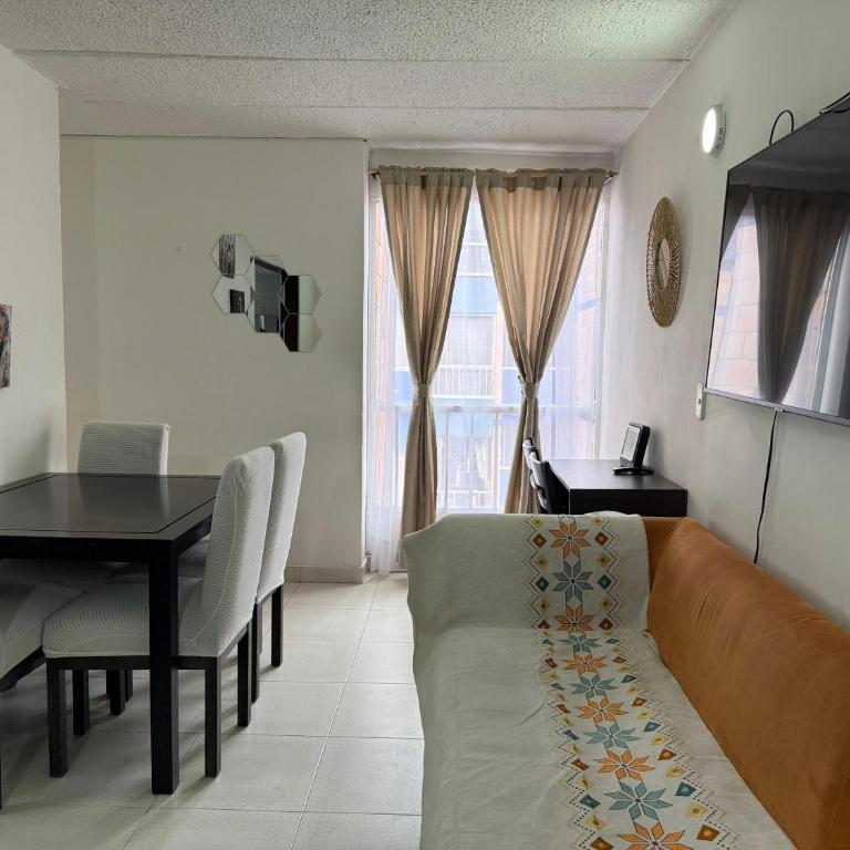 Lindo y comodo Apartamento 10min aeropuerto Bogota - Apartamento de 3 dormitorios - 6