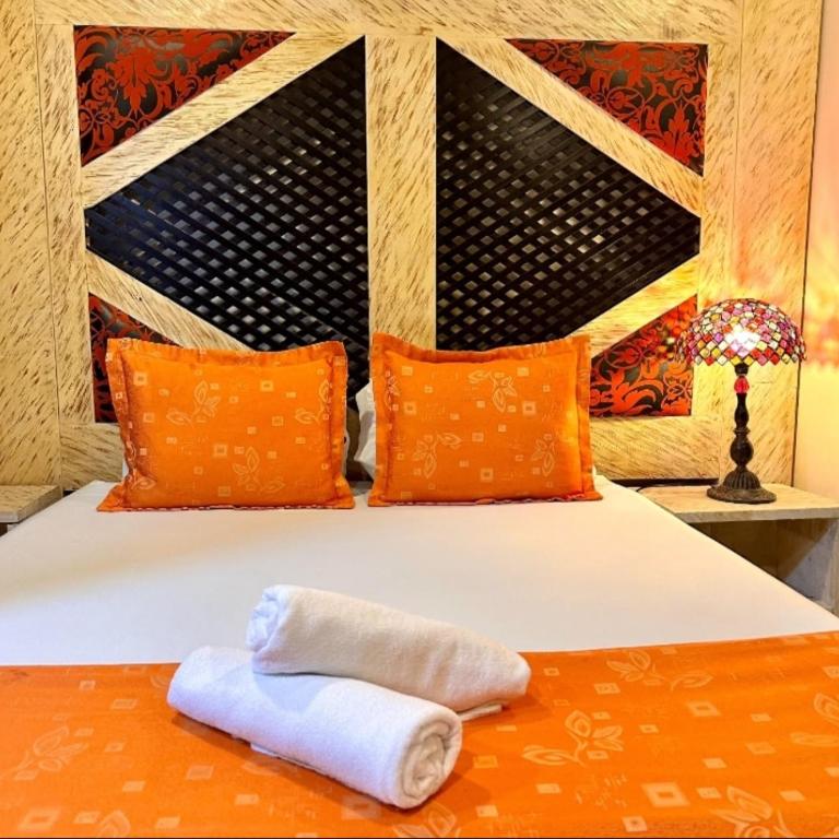 Hotel Plaza Garibaldi - Deluxe Queen Room - 19