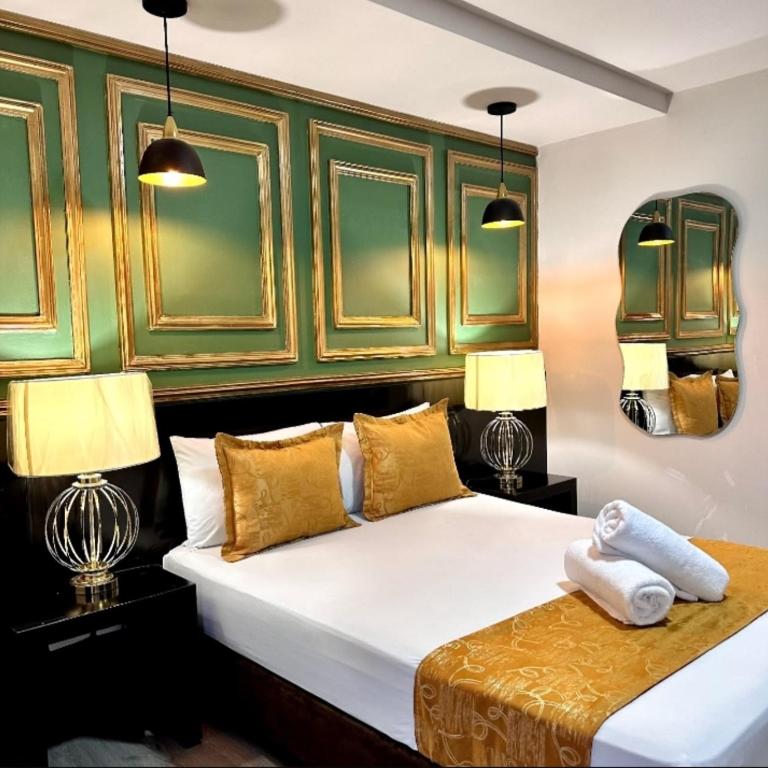Hotel Plaza Garibaldi - Queen Room with Balcony - 16