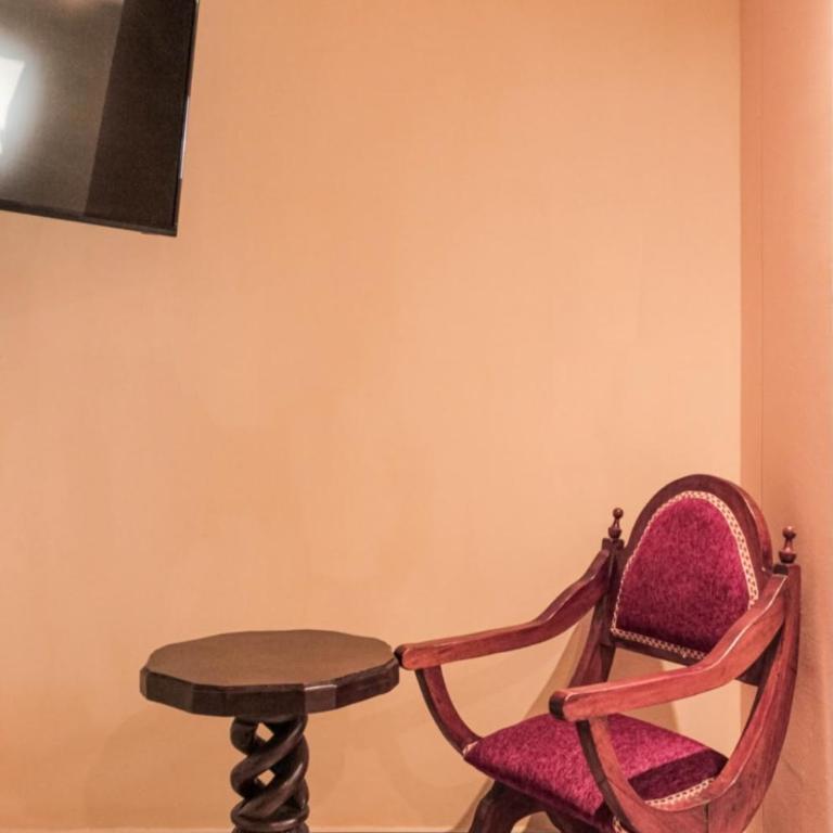 Hotel Plaza Garibaldi - Deluxe King Suite - 2