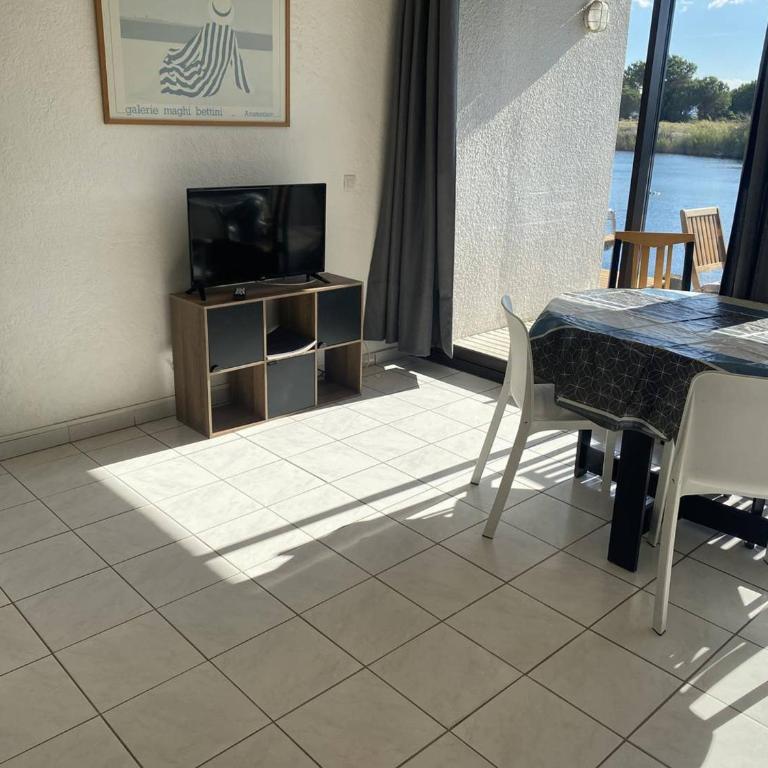 Villa avec animaux et parking, vue lac - 6 pers. - FR-1-81-785 - Villa - 6