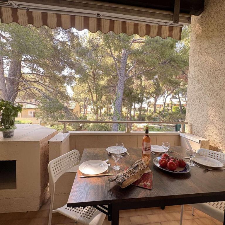 Duplex calme avec climatisation - 4 pers. vue pinède - FR-1-845-39 - Appartement - 5