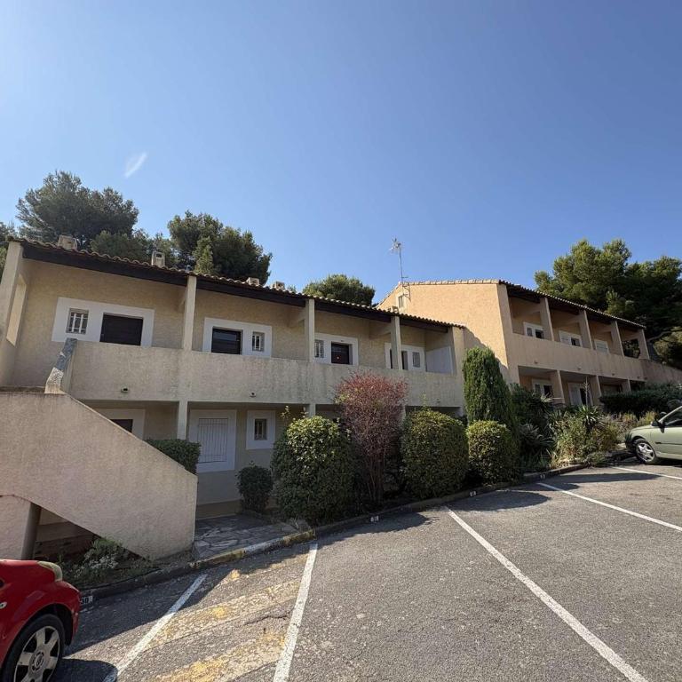 Duplex calme avec climatisation - 4 pers. vue pinède - FR-1-845-39 - Appartement - 11