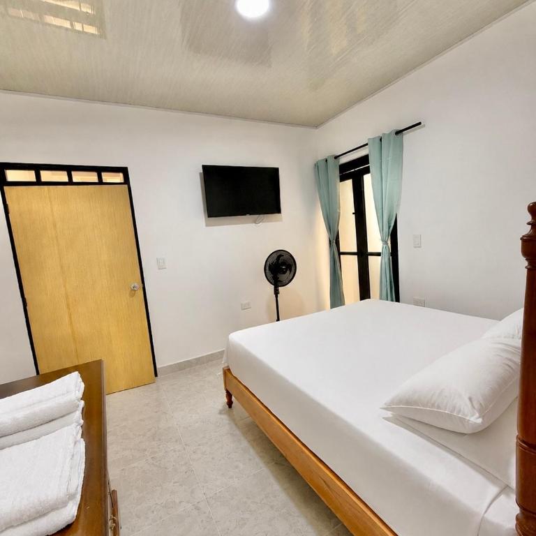 Apartamento nuevo a 2 cuadras de la Basílica - Two-Bedroom Apartment - 9