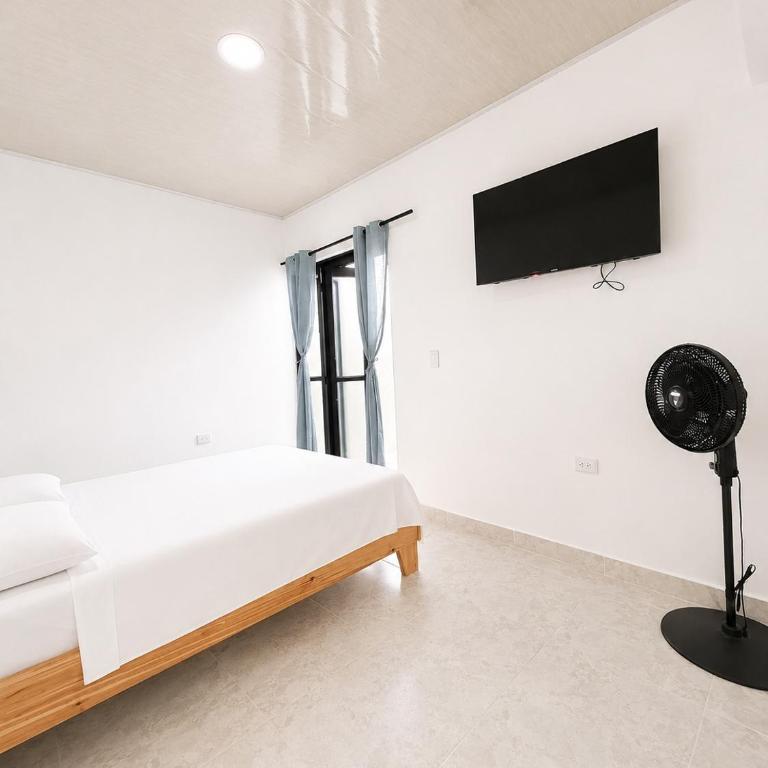 Apartamento nuevo a 2 cuadras de la Basílica - Two-Bedroom Apartment - 6