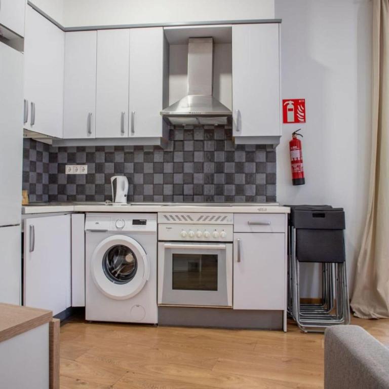 8-Guest Malasana Central Suite - Apartment mit 3 Schlafzimmern - 10