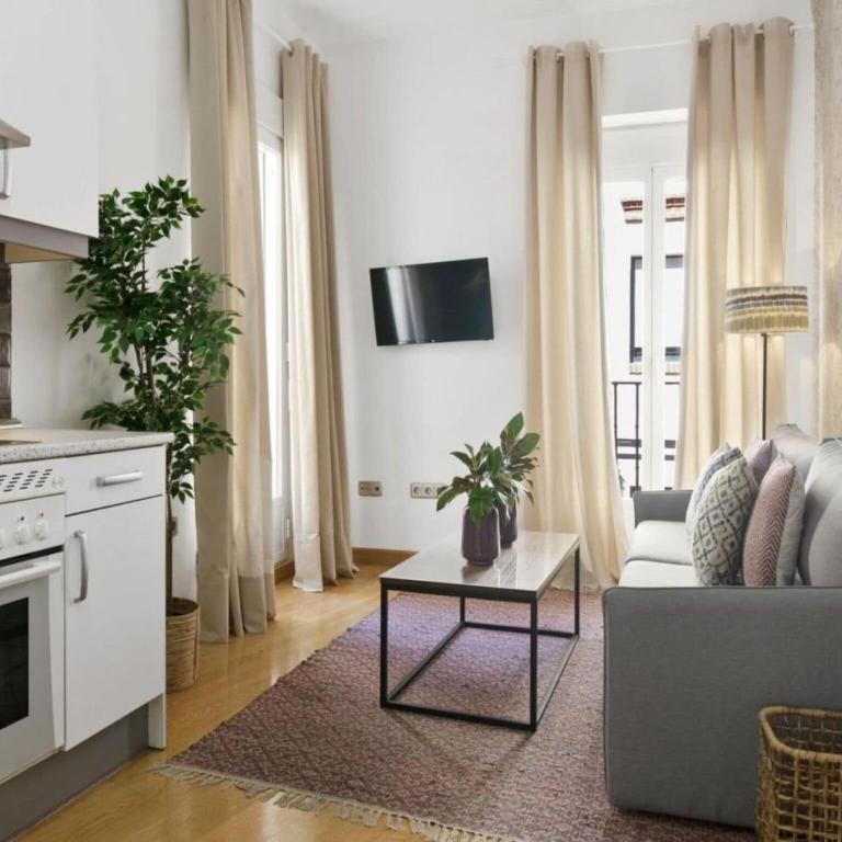 8-Guest Malasana Central Suite - Apartment mit 3 Schlafzimmern - 1