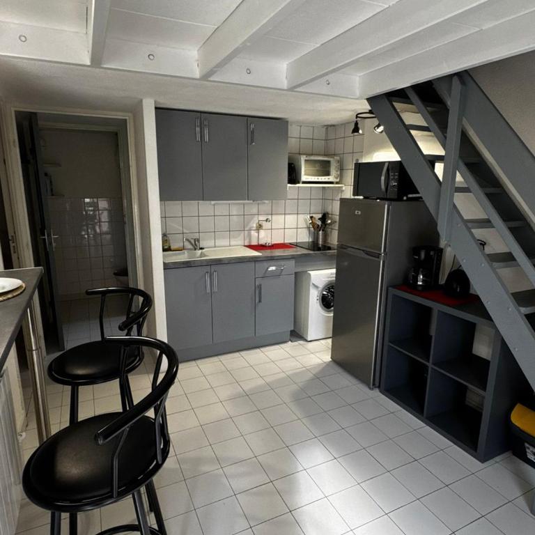 Pavillon vacances 4 pers., parking, clim, proche plage - FR-1-732-28 - Maison de Vacances - 13