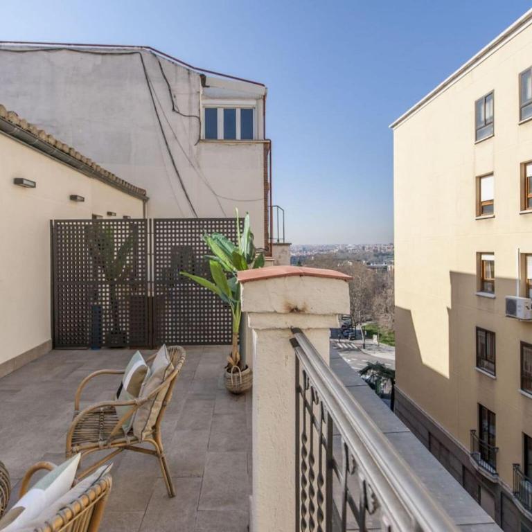 3-Guest Oasis with Scenic Terrace - Casa de vacaciones de 1 dormitorio - 30