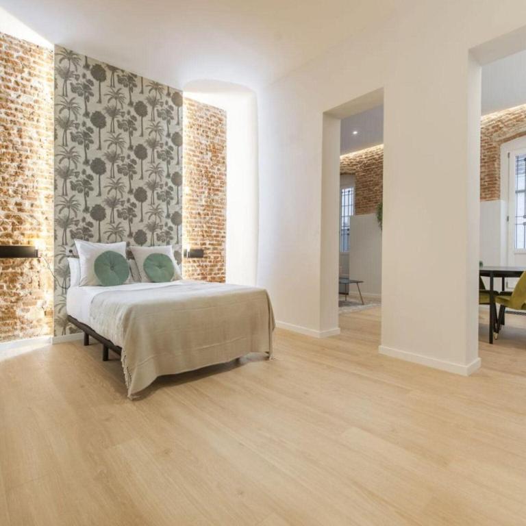 Bright Group Haven with Elevator - Apartamento de 2 dormitorios - 23