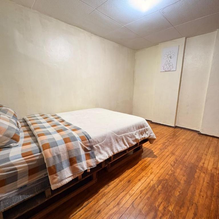 Aquí sito Nomas Es Cuenca - Habitación Doble Estándar con baño compartido - 11