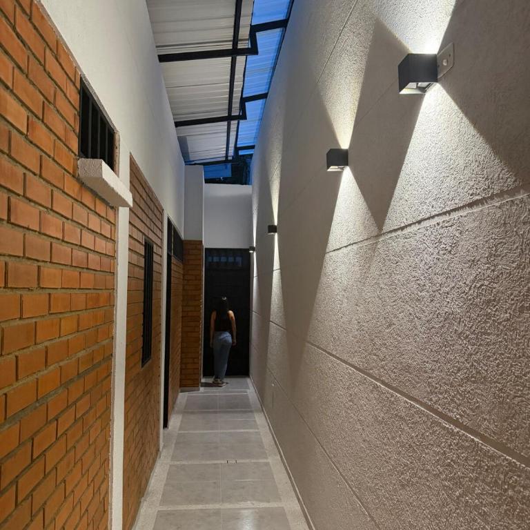 Apartamento nuevo en Buga cerca a la Basílica - Two-Bedroom Family Apartment - 4