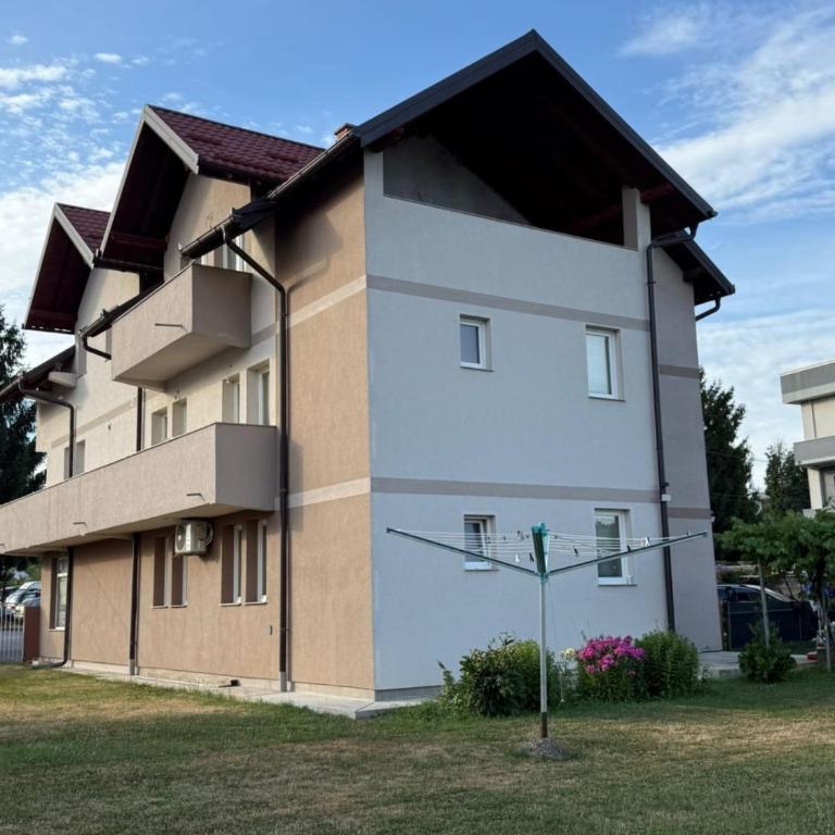 Villa Calypso Sarajevo - Superior Vila - 3