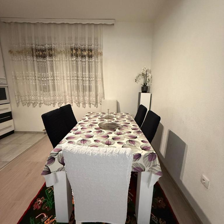 Villa Calypso Sarajevo - Superior Vila - 9