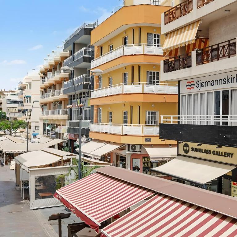 2-bedroom Exclusive Los Cristianos - Superior Apartment mit Stadtblick - 26