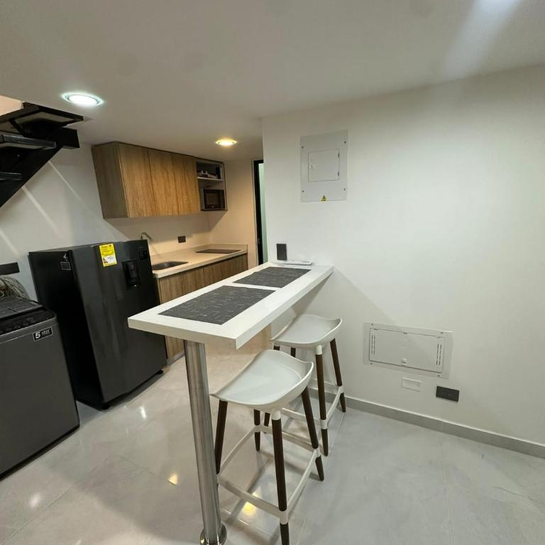 Moderno loft en el oeste - One-Bedroom Apartment - 3
