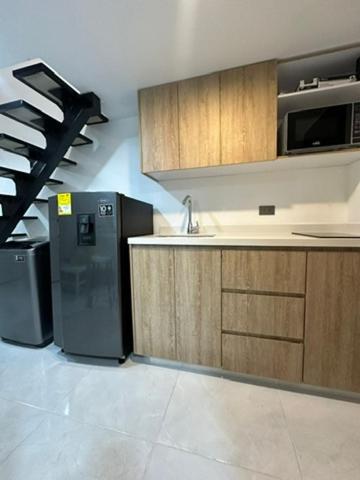 Moderno loft en el oeste - One-Bedroom Apartment - 16