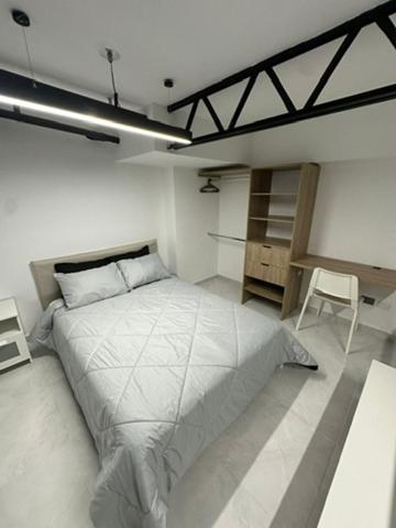Moderno loft en el oeste - One-Bedroom Apartment - 18