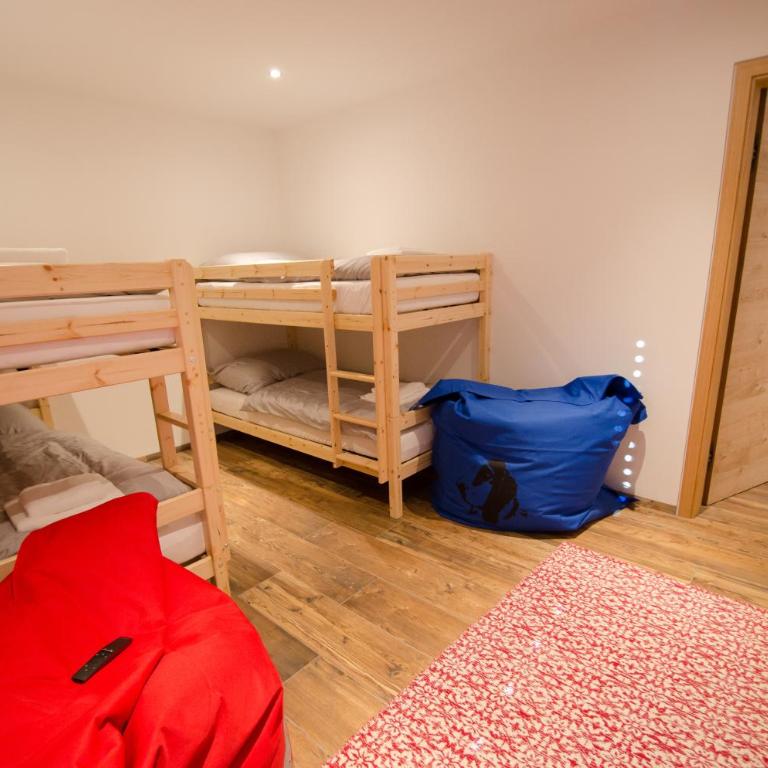 Superb Alpine Lodges by All in One Apartments - Apartment mit 3 Schlafzimmern, einem Balkon und Seeblick - 18