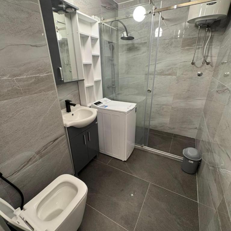 Obsidian Residence 2 - Modern Apartment near airport with free parking - Apartman sa 2 Spavaće Sobe - 19