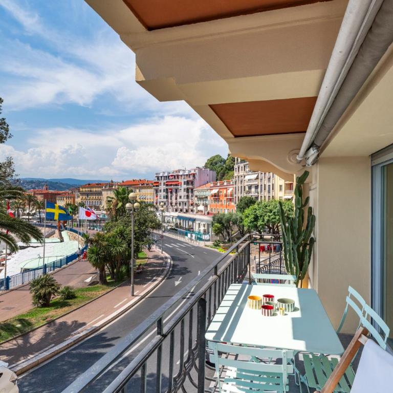 Nice Promenade, Best View on bay, sunny terrace, 4 guests, 2 bedrooms AC - Appartement 2 Chambres avec vue sur la baie - 12