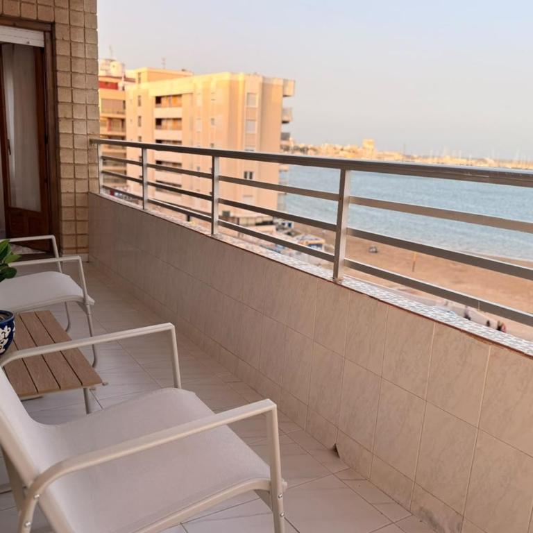 El mirador del mar - Three-Bedroom Apartment - 11