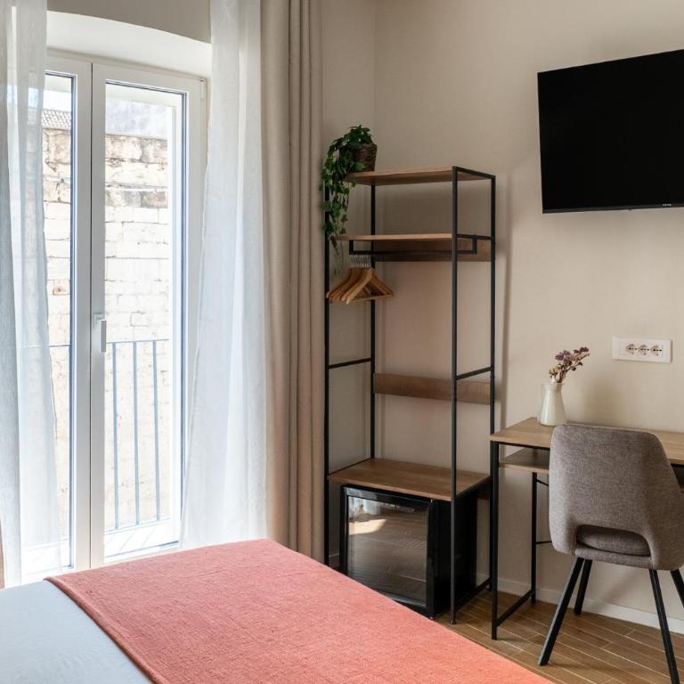 Saint NicolHouse - Camera Matrimoniale con Balcone - 5