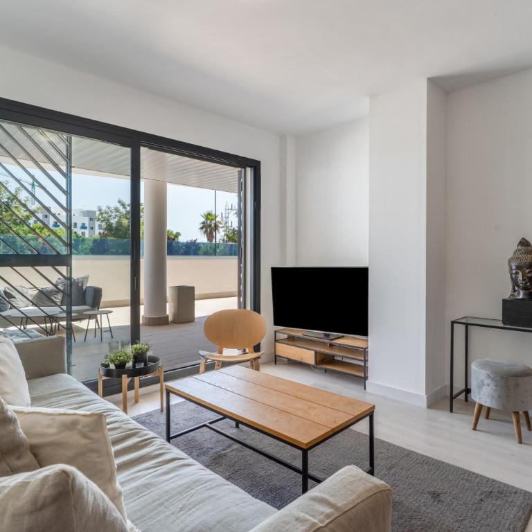 Jardines de Las Lagunas - Superior Apartment mit Stadtblick - 4