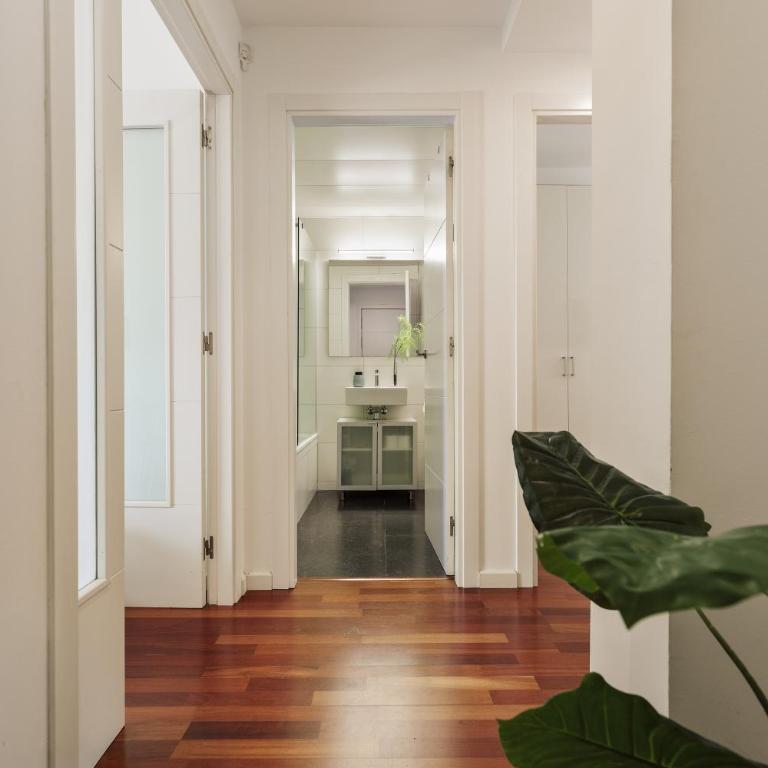Enjoy Apartments Joan Miro - Apartamento de 2 dormitorios - 17