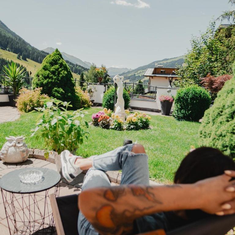 Landhaus Andrea Saalbach - JOKER Card Partner - Studio with Balcony - 12