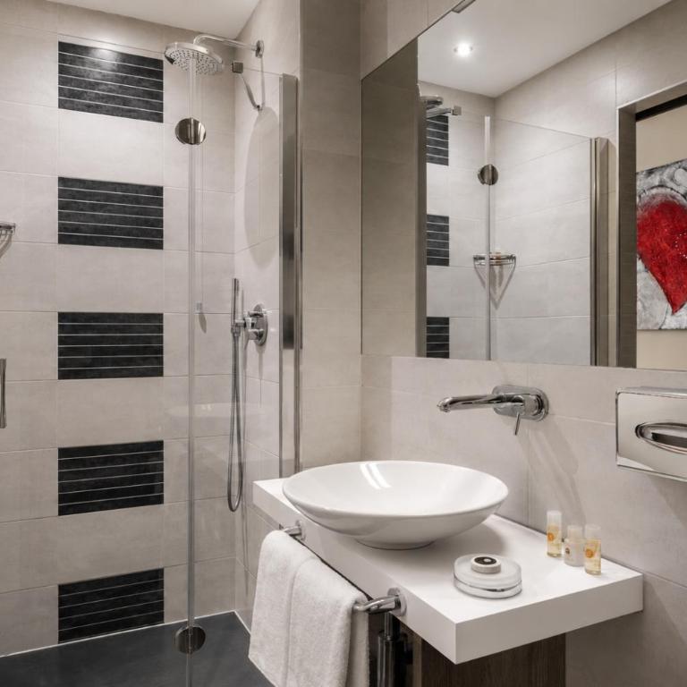 Hotel Mentana, by R Collection Hotels - Camera Deluxe Doppia con Letti Singoli - 2